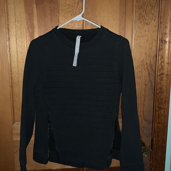 Sweater - Picture 1 of 4